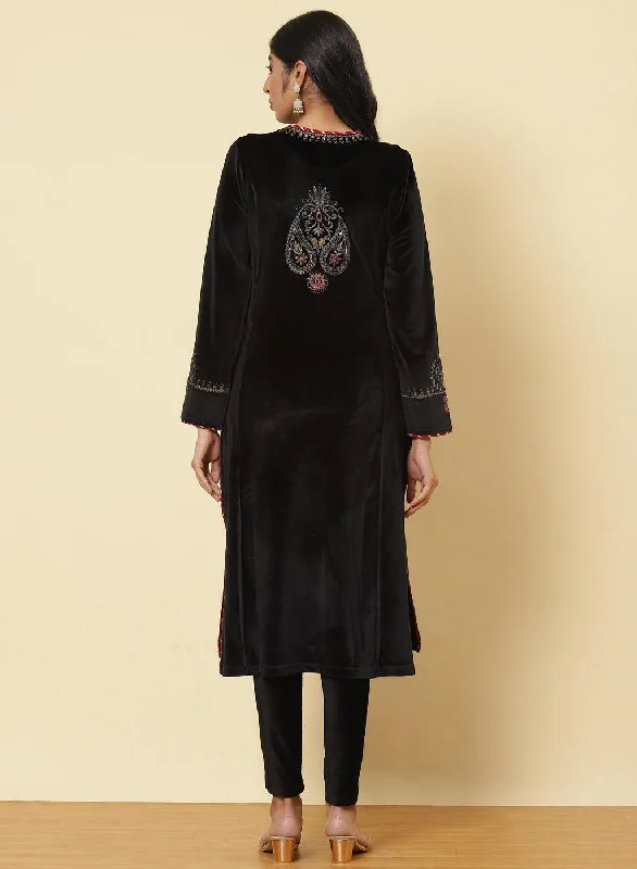 Charcoal Black Embroidered Velvet Kurta With Sequins