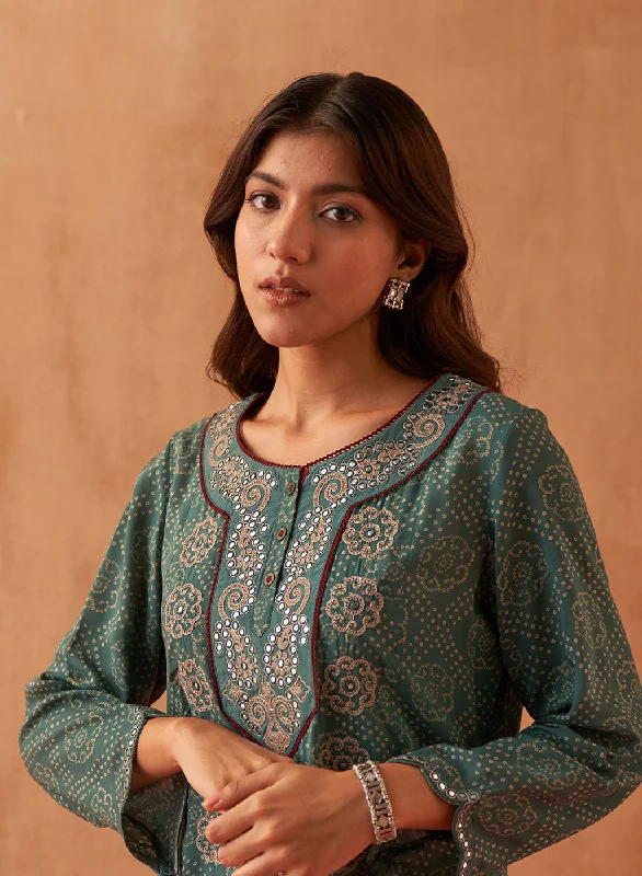 Green Dhaage Collection Kurta With Embroidery