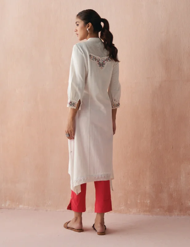 Ivory Alora Collection Kurta With Delicate Embroidery