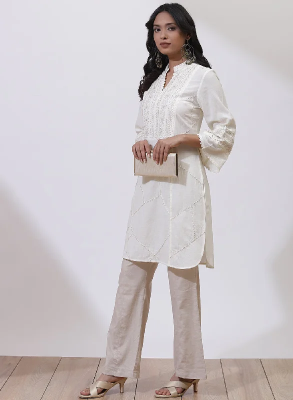 Ivory Kurti With Delicate Embroidery