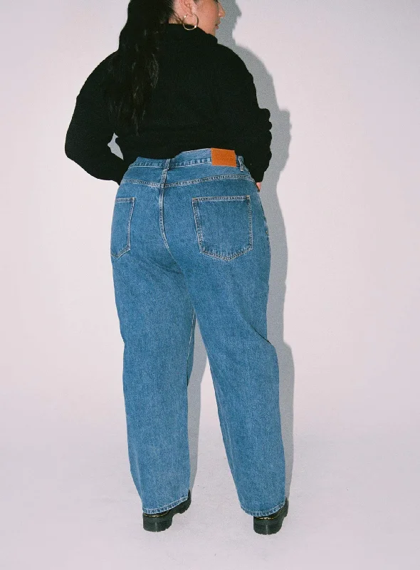 Holly Asymmetric Straight Leg Jean Denim Curve