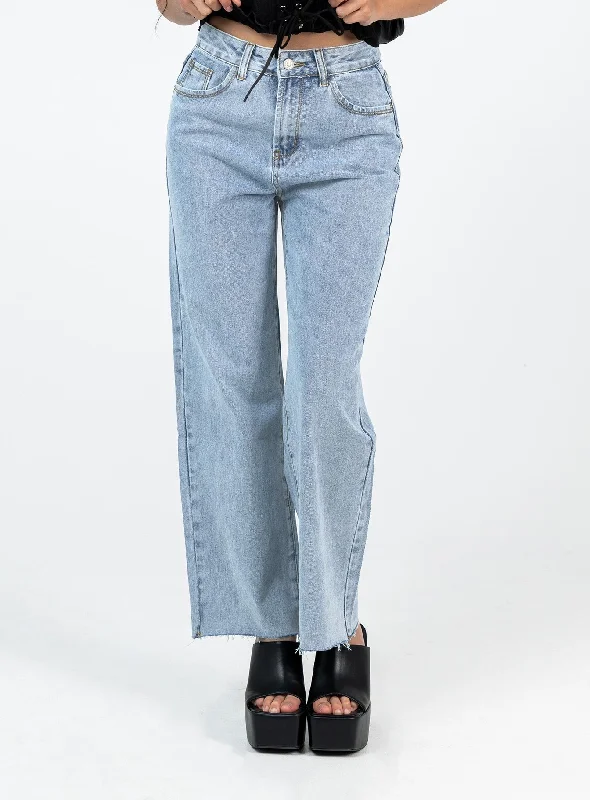 Kalinda Denim Jeans Petite