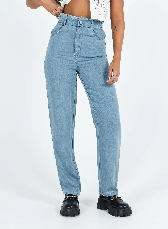 Nathalia Jeans Mid Wash Denim