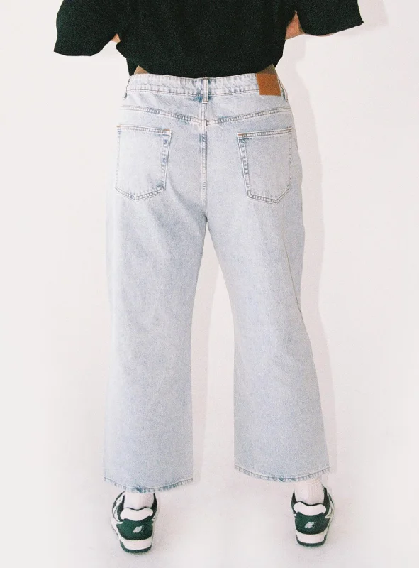 Oxford Mom Jeans Mid Wash Denim Curve