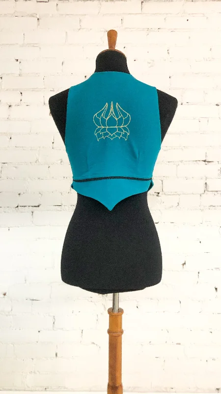 Cropped Lotus Vest