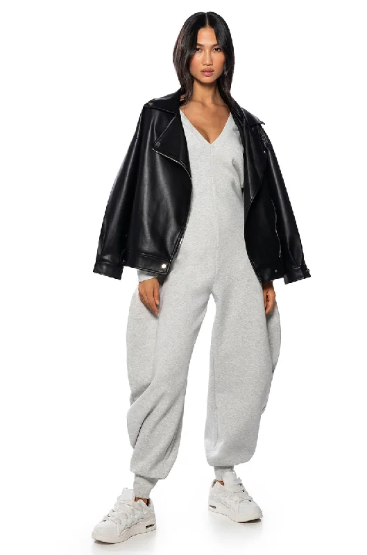 COMFY COZY SWEATSHIRT JUMPSUIT